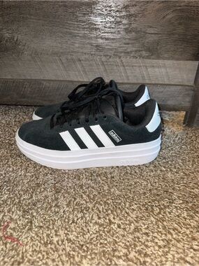 Adidas VL Court Bold